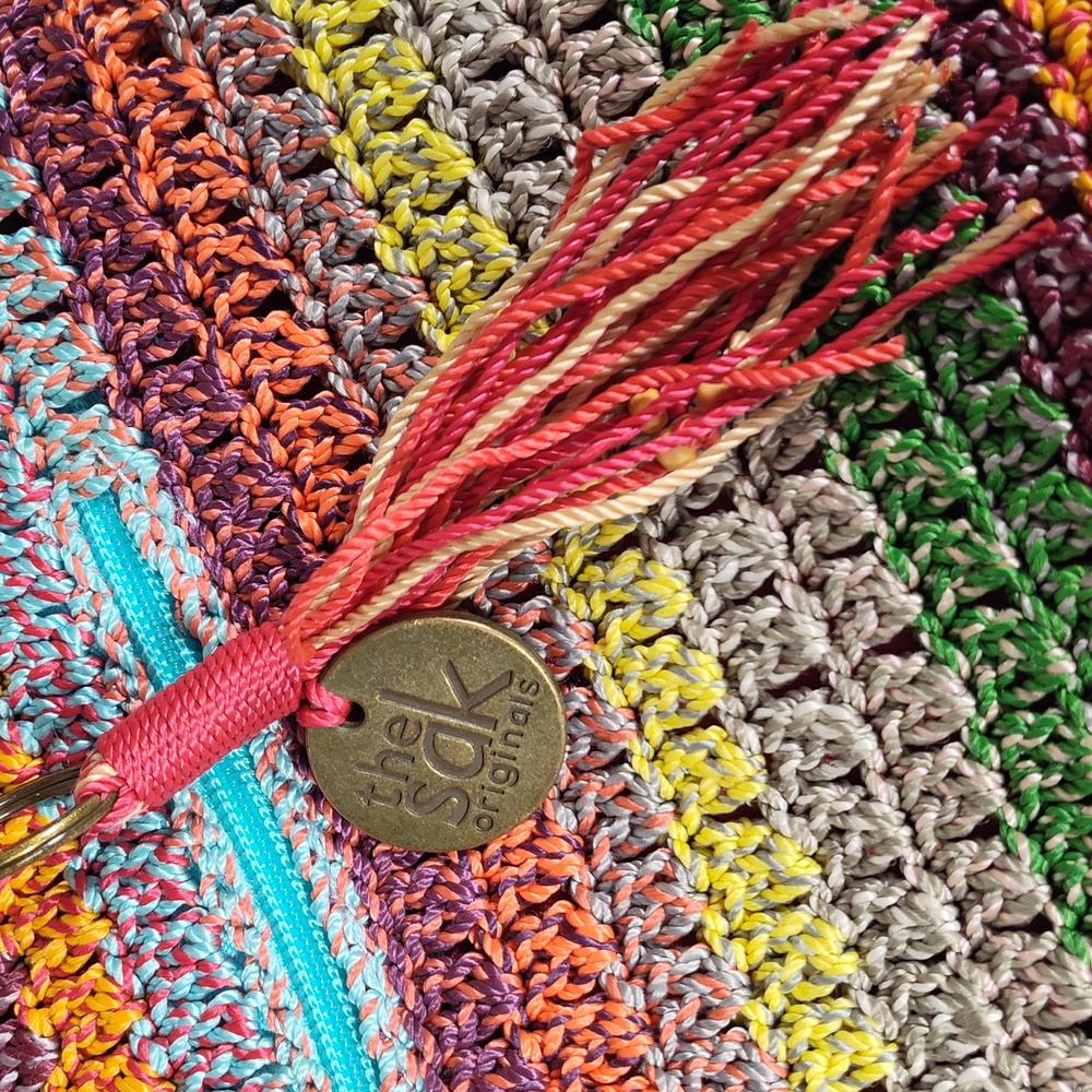 The Sak Riviera crocheted tote bag in Sand Stripe multicolored - Picture 2 of 13